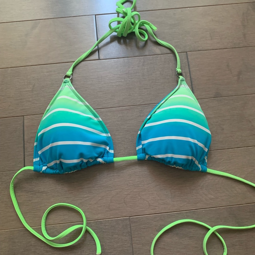 hollister bikini top